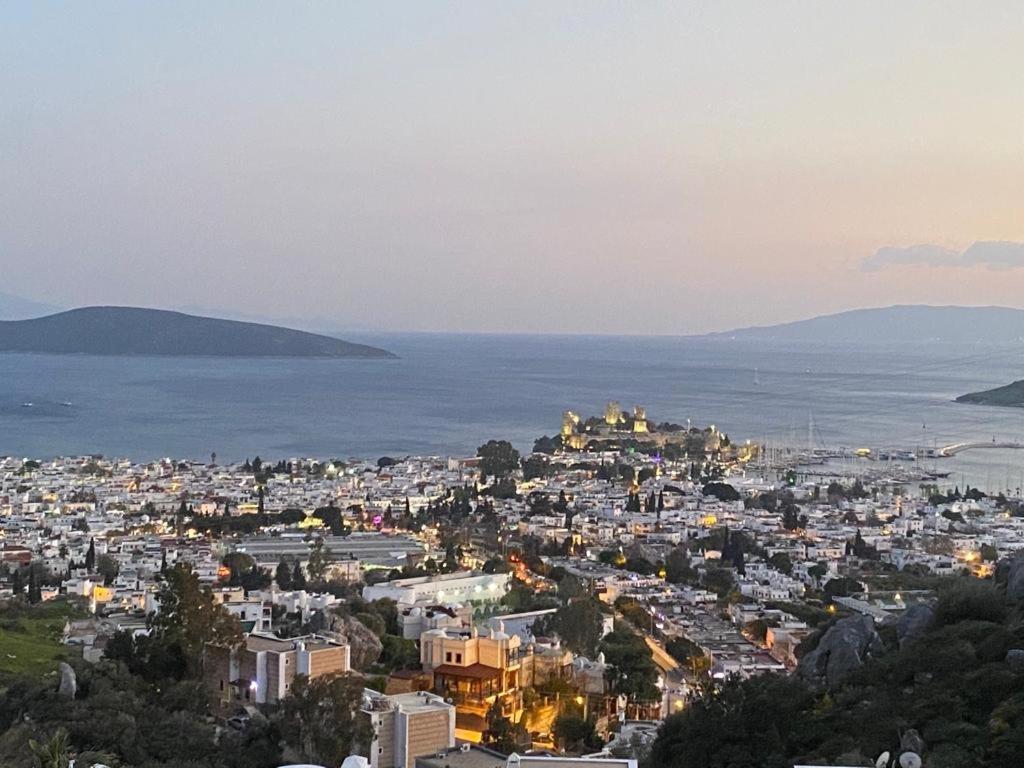 Bodrum Burcu Residence, Magnificent Sea View, Cozy, Free Otopark, Free Wifi Exterior photo