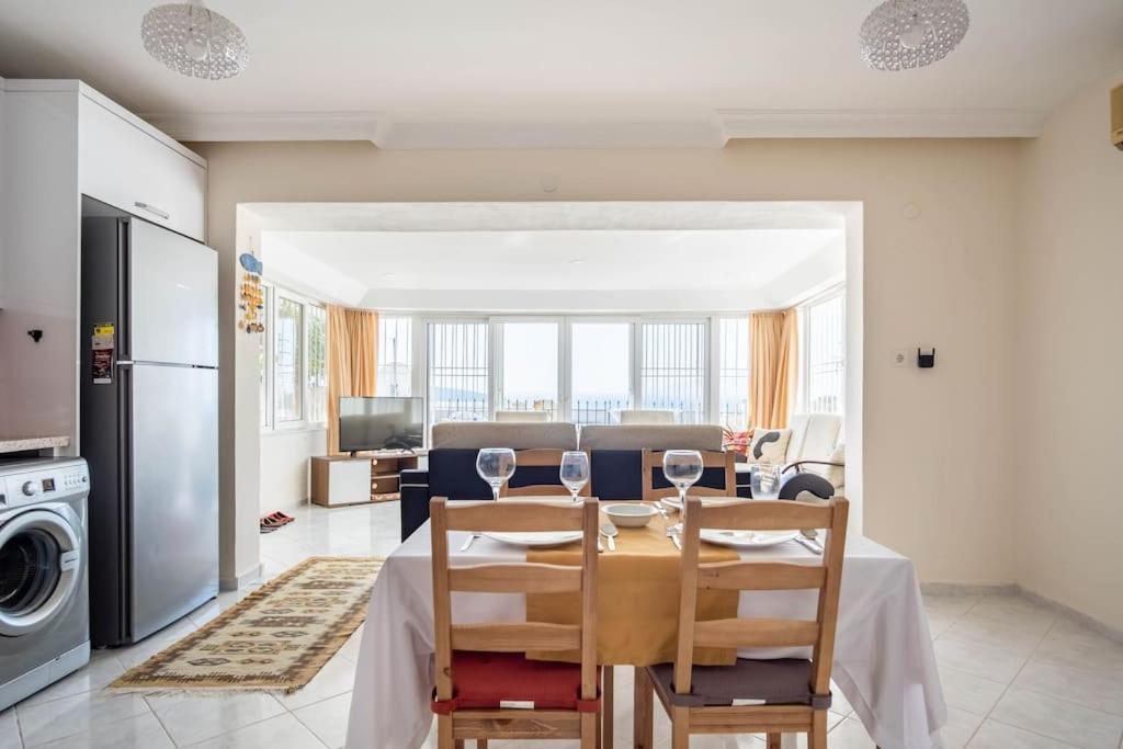 Bodrum Burcu Residence, Magnificent Sea View, Cozy, Free Otopark, Free Wifi Exterior photo